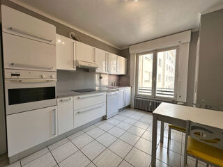  Appartement � vendre 4 pi�ces 120 m�