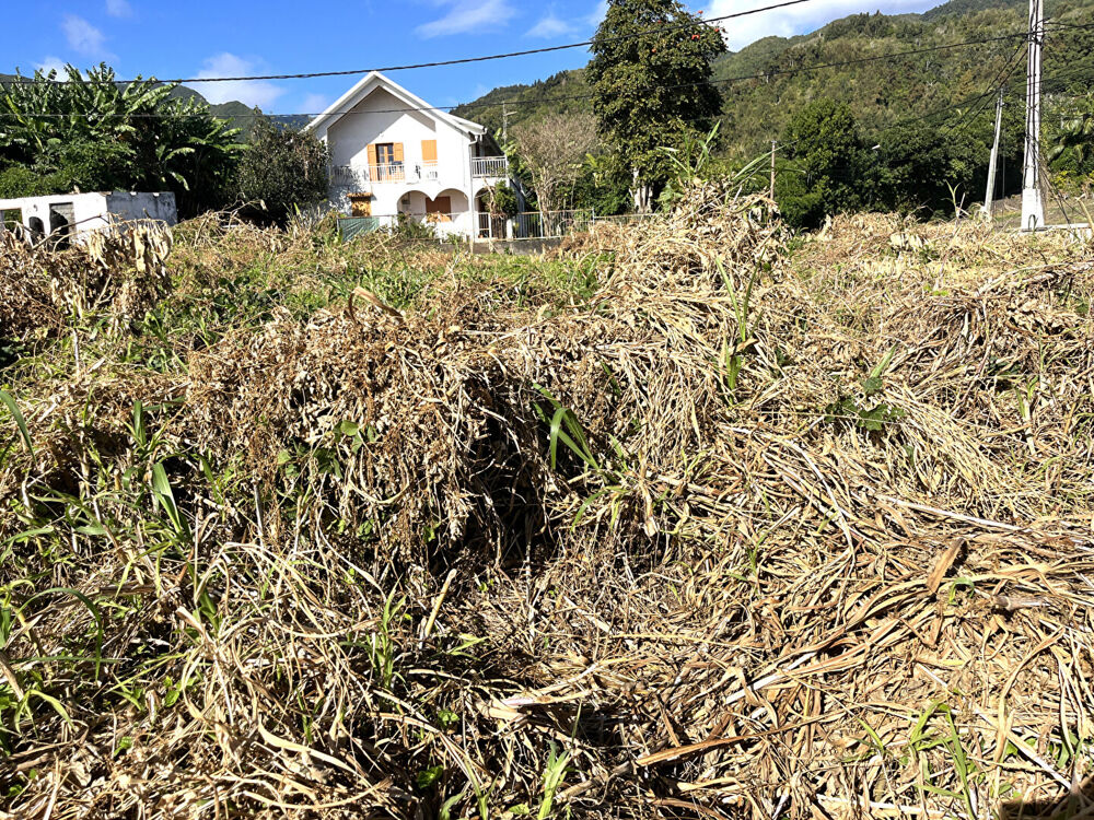 Vente Terrain LA BRETAGNE : Terrain constructible 732 m² - Vue dégagée, permis accepté Saint denis