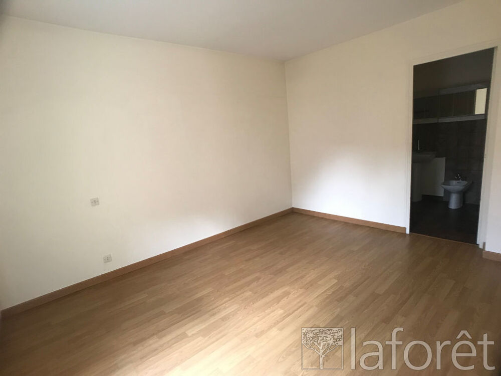 Location Appartement PLEIN CENTRE VILLE DE LA FERTE ALAIS La ferte alais