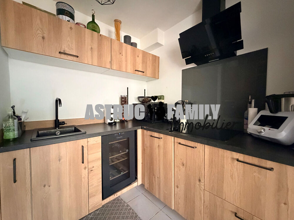Saint Laurent d'Aigouze - Appartement 1 chambre + bureau - Terrasse - Parking