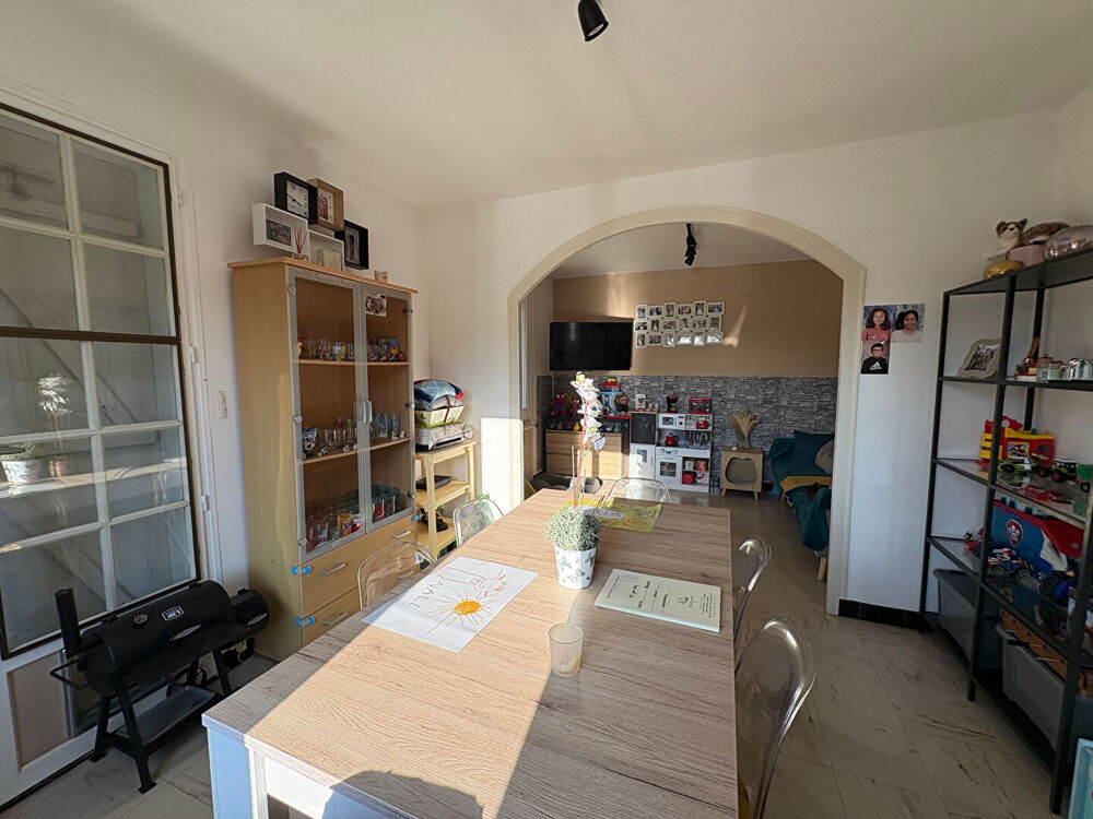 Vente Maison EXCLUSIVITE Maison 94m2, 1241m2 de terrain Genille