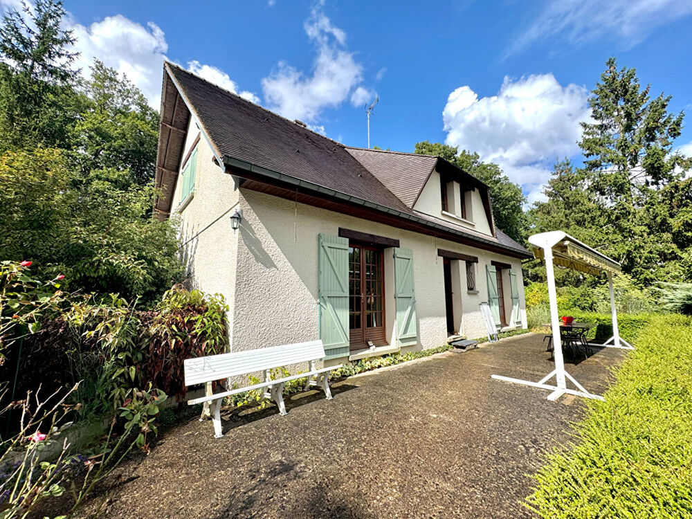 À VENDRE ! Maison familiale sur sous-sol total ? terrain clos et arboré de 2 200 m²