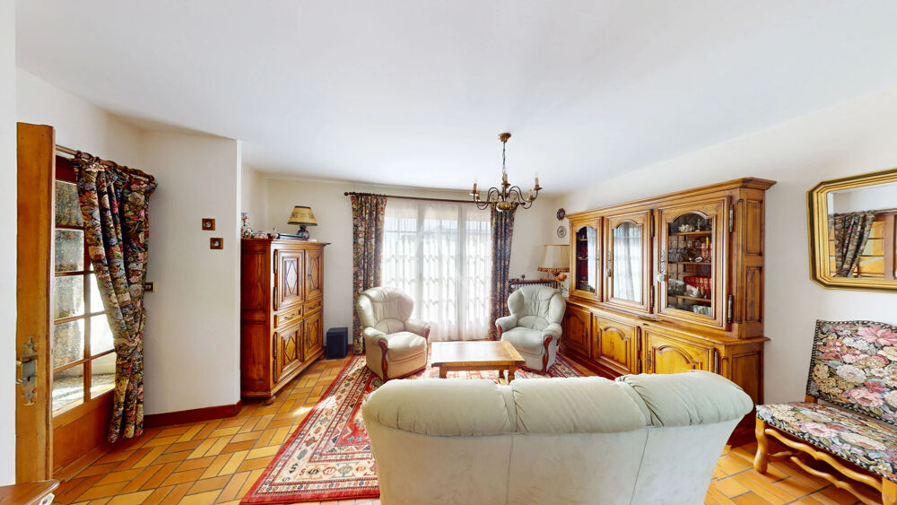 Vente Maison Maison Saran 6 chambres, jardin et sous sol Saran