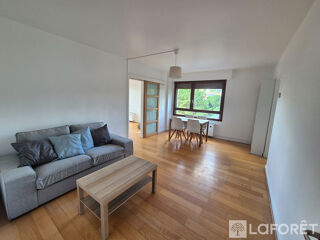 Appartement à louer 4 pièces 76 m²