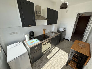 Appartement à louer 1 pièce 33 m²