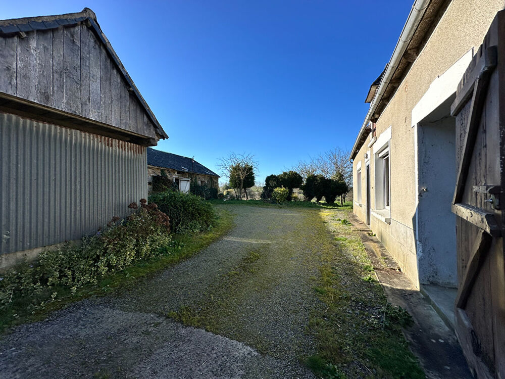 ANCIENNE FERME À RÉNOVER - YFFINIAC
