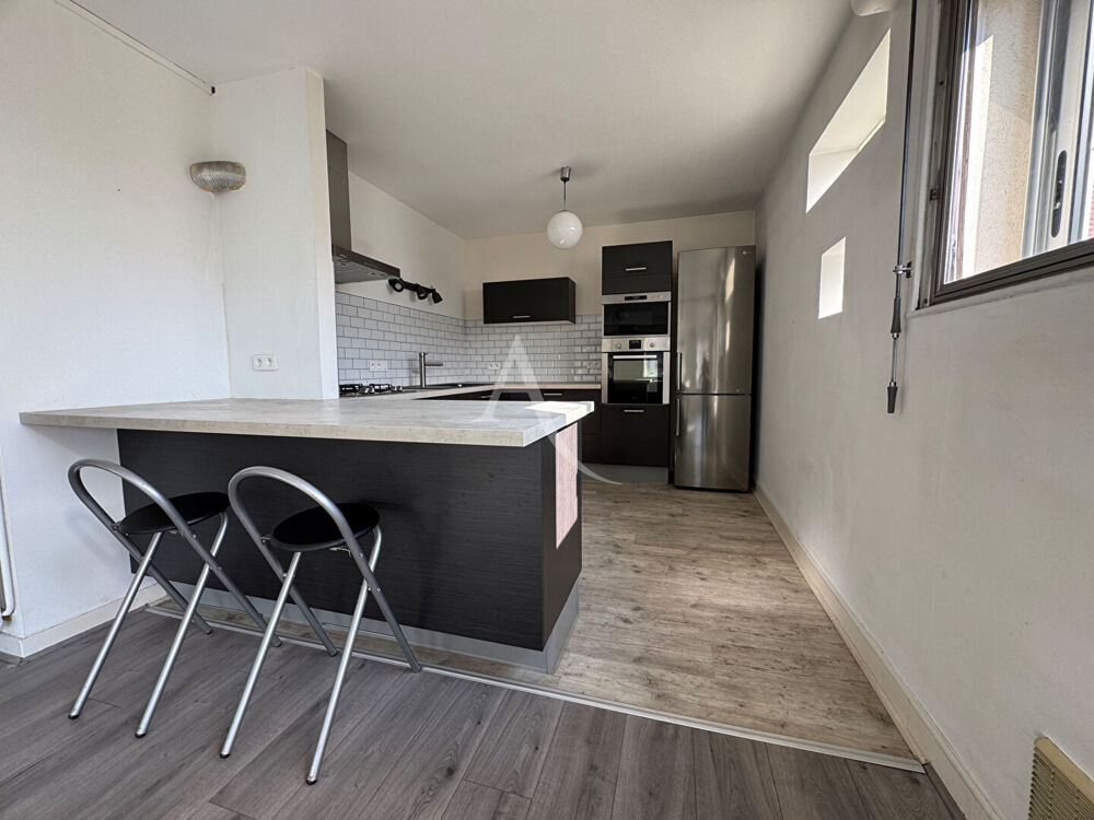 Appartement Clermont Ferrand - Appartement lumineux avec deux balcons plein sud, à deux pas du centre-ville - 88.23 m2