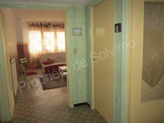  Appartement à louer 3 pièces 78 m²