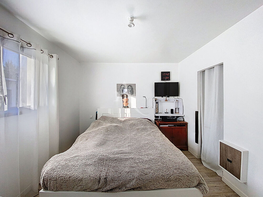 Vente Maison Maison Montreuil Juigne 6 pièce(s) 110 m2 Montreuil juigne