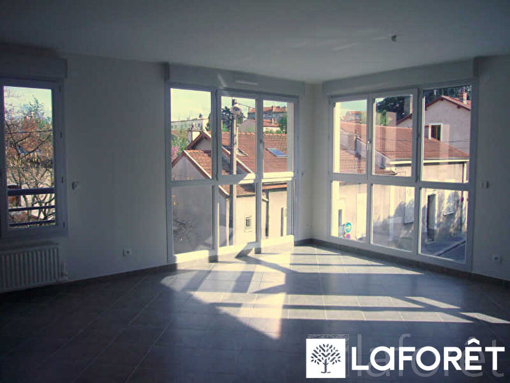 Appartement a louer oullins-pierre-benite - 3 pièce(s) - 60 m2 - Surfyn