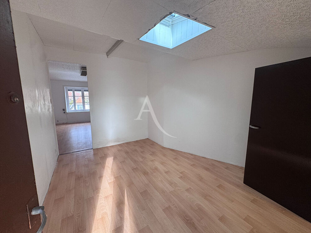Vente Immeuble Immeuble La Roche Sur Yon 6 pièce(s) 99 m2 La roche sur yon
