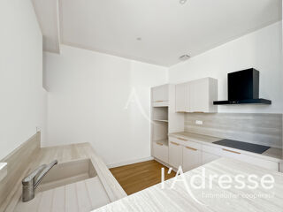  Appartement à louer 3 pièces 78 m²