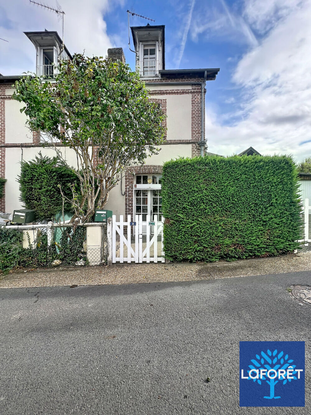 Vente Maison Maison Bernay 4 pièce(s) 65 m2 Bernay