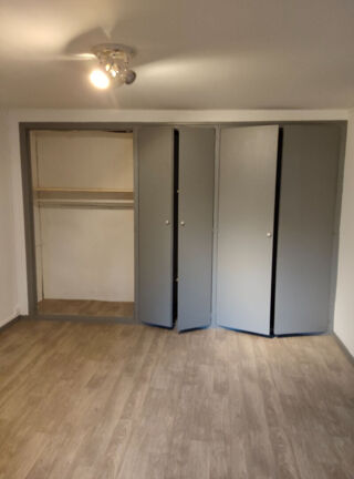  Appartement à louer 2 pièces 32 m²