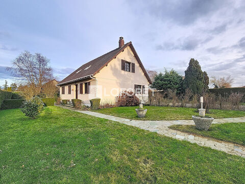   Maison familiale 6 chambres 160 m2 avec jardin - Thuit Anger Maison - 8 pi�ce(s) - 160 m�