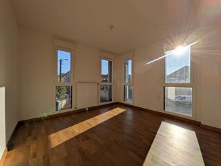  Appartement à louer 2 pièces 46 m²