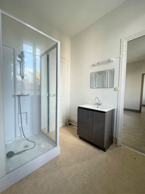  Appartement � louer 5 pi�ces 150 m�