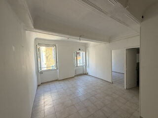  Appartement à louer 2 pièces 37 m²