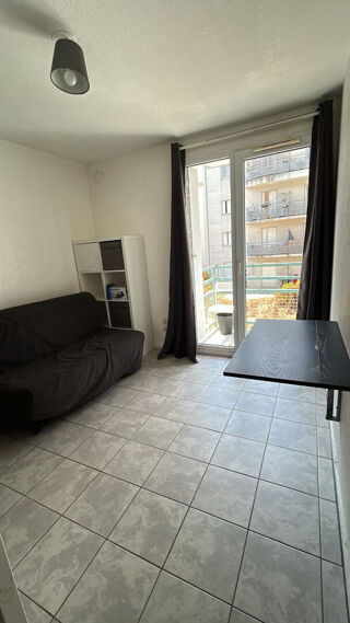  Appartement à louer 1 pièce 14 m²