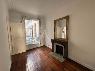  Appartement à louer 2 pièces 32 m²