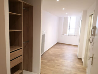  Appartement à louer 1 pièce 27 m²