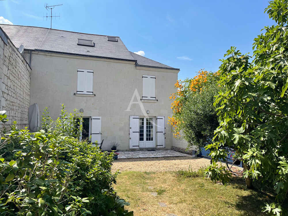 Maison familiale avec jardin à Varrains - 4 chambres - Terrain de 533 m²