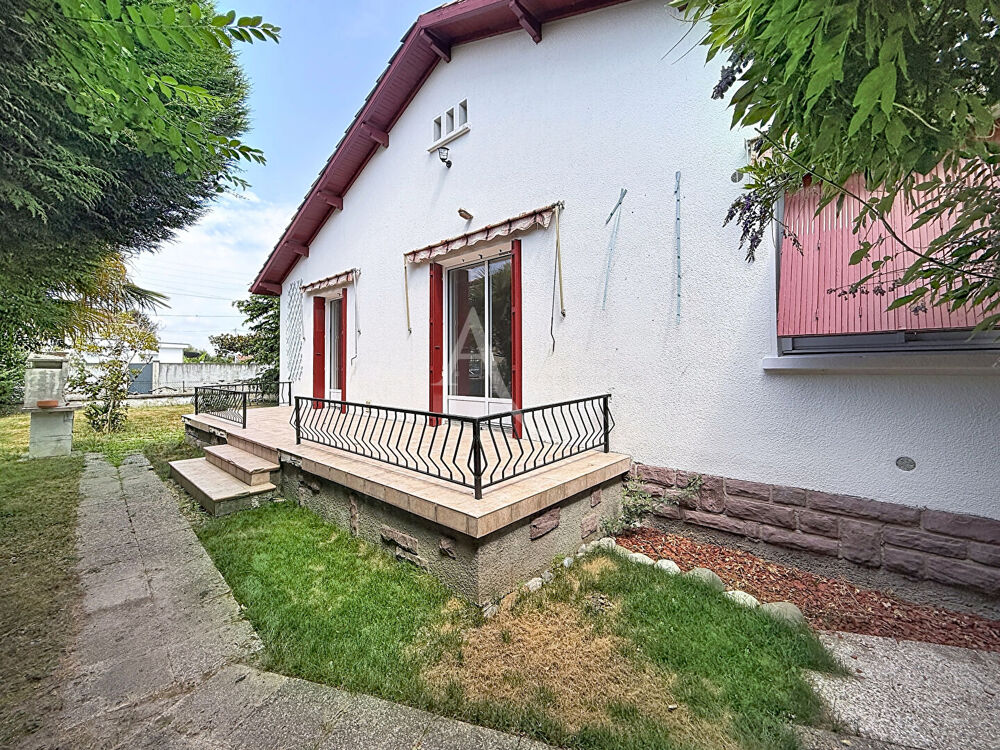 Vente Maison PAU Maison 3 chambres rénovée avec garage / Secteur Hippodrome Pau