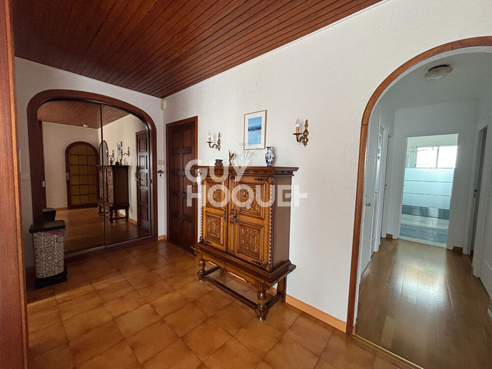 Location Appartement À louer à l'année - Appartement meublé 4 pièces avec balcon et jardin commun à Villeneuve-de-la-Raho Villeneuve de la raho