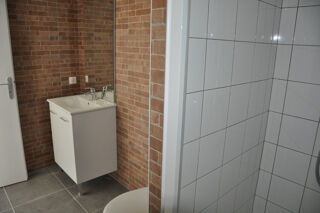  Appartement à louer 3 pièces 68 m²