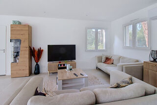 Vente Maison A VENDRE ! Villa neuve 5 chambres de 140 m² avec piscine et garage - VIDAUBAN Vidauban