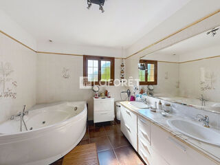  Maison  vendre 7 pices 190 m