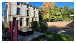  Maison  vendre 8 pices 315 m