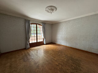  Maison � vendre 5 pi�ces 240 m�