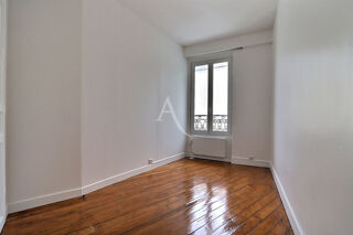  Appartement à louer 2 pièces 31 m²