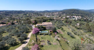  Villa à vendre 7 pièces 445 m²