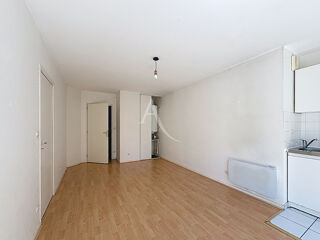  Appartement à louer 2 pièces 37 m²