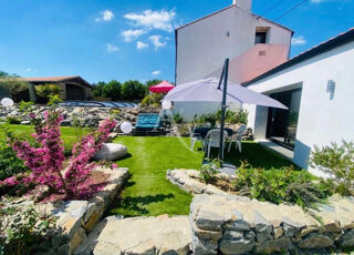  Maison à vendre 7 pièces 245 m²