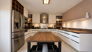  Appartement à vendre 6 pièces 212 m²