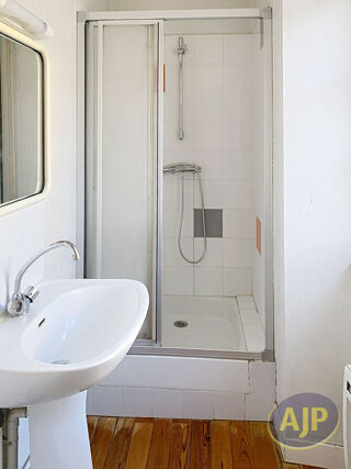  Appartement à louer 2 pièces 38 m²