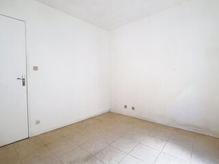  Appartement à louer 2 pièces 33 m²