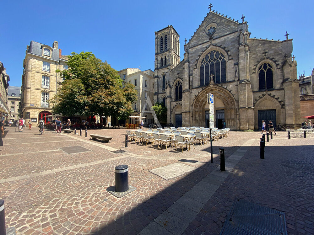 Bordeaux Saint-Pierre - Studio 29 m2 à rénover