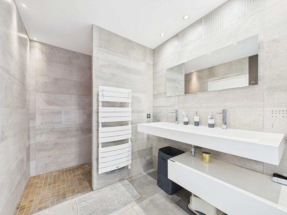 � vendre  Maison Jaillans (26300)