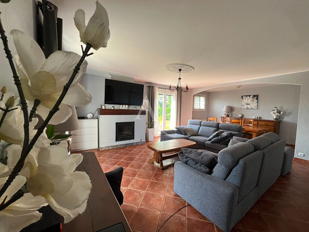 Maison 8 pièces 223 m² · à Villematier · 223 m² · 399 000 €