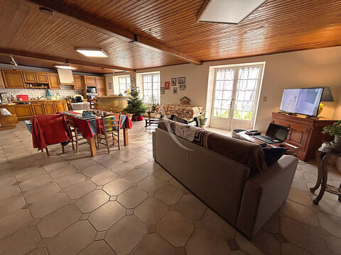   Maison Marsac Sur Don 228m� Maison - 9 pi�ce(s) - 229 m�