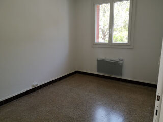  Appartement à louer 3 pièces 56 m²