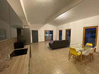  Appartement à louer 3 pièces 68 m²