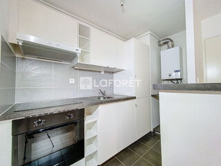  Appartement à louer 2 pièces 50 m²
