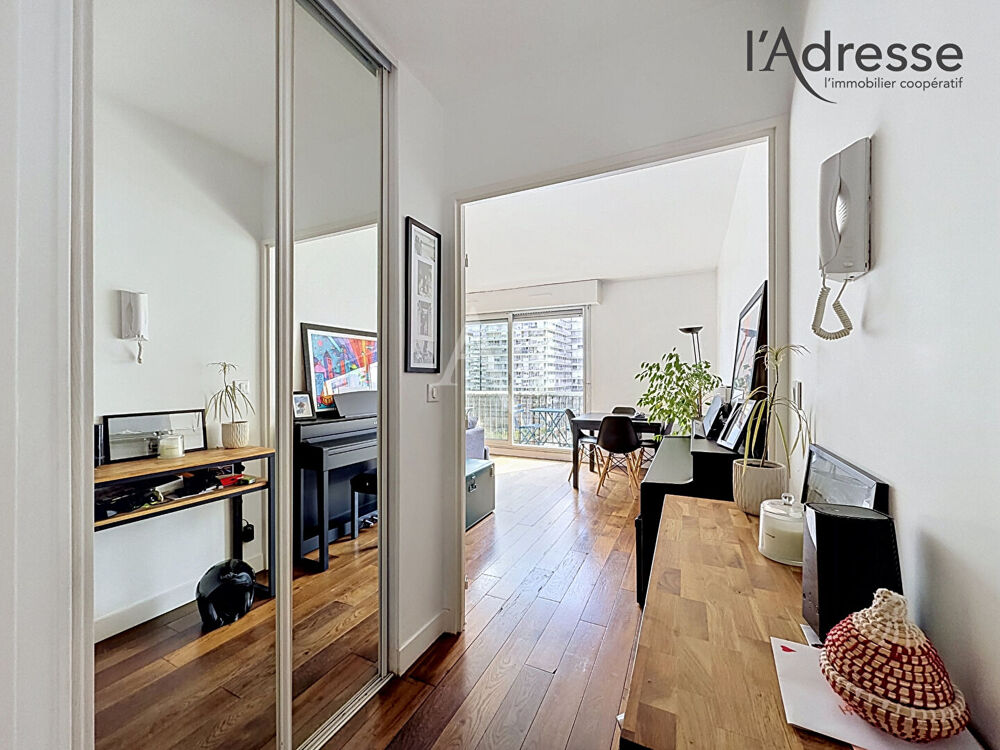PUTEAUX/ Jean Jaurès - Appartement 3 pièces 64m² - 1 Balcon 5m² - 1 Cave - 1 Parking