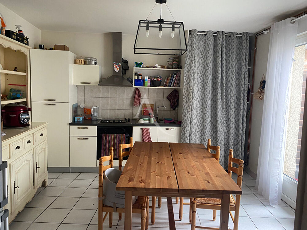 Vente Maison Vend Bourg en Bresse centre maison de ville T4 duplex avec courette calme et garage Bourg en bresse