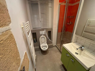  Appartement à louer 2 pièces 32 m²